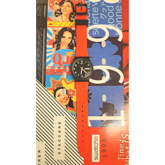 Swatch RED GRIN GB754 Standard Gents Designed by Martin Norrlind DayDate watch - Picture 3 of 8